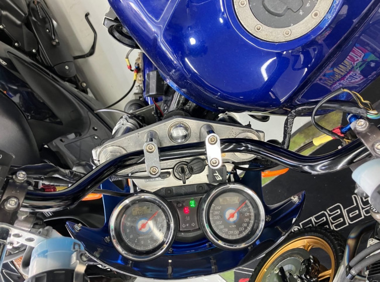 Мотоцикл Suzuki GSX1400