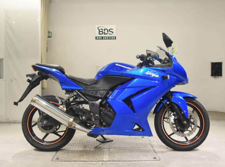 Мотоцикл Kawasaki NINJA250R з пробігом 59564 km