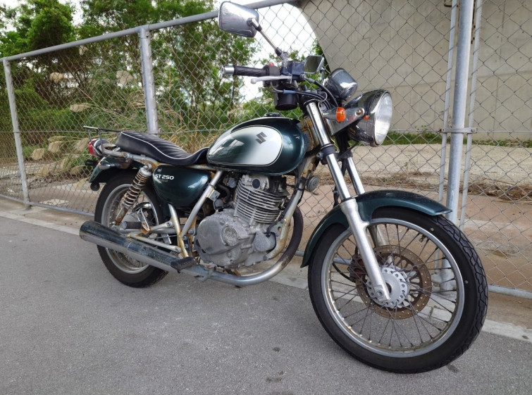 Мотоцикл Suzuki ST250E с пробегом 42458 km