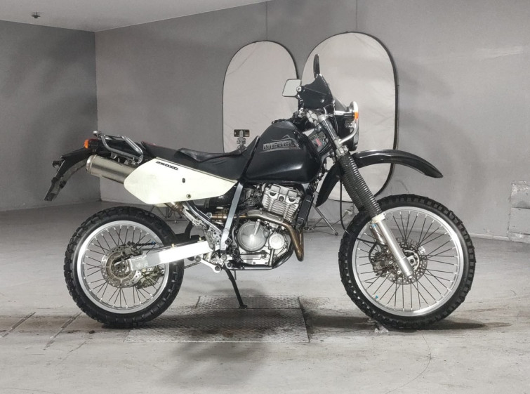 Мотоцикл Suzuki GEVEL 250XC з пробігом 38021 km