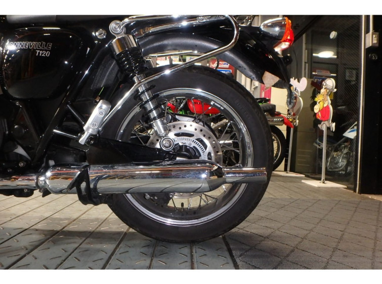 Мотоцикл Triumph BONNEVILLE T120 з пробігом 6789 km