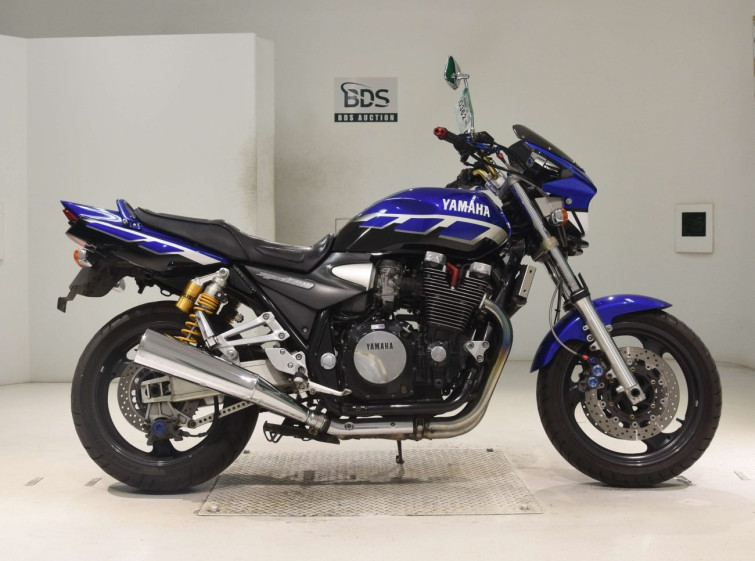 Мотоцикл Yamaha XJR1300 с пробегом 71831 km