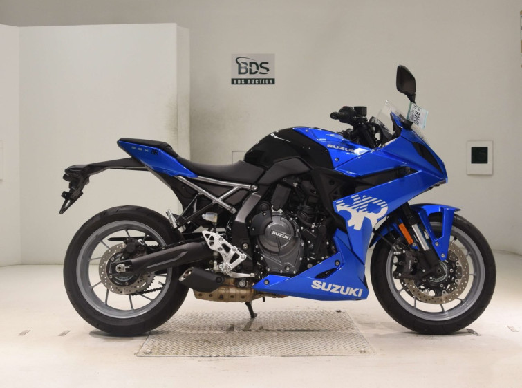 Мотоцикл Suzuki GSX-8R с пробегом 4782 km
