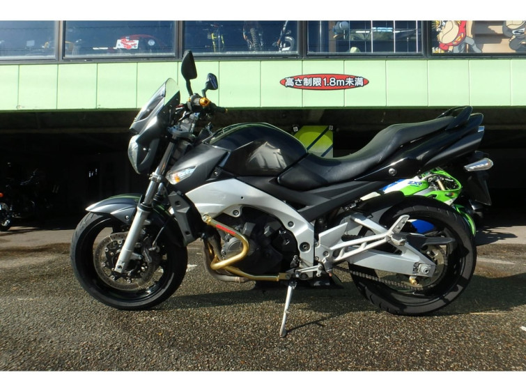 Мотоцикл Suzuki GSR400 с пробегом 31524 km