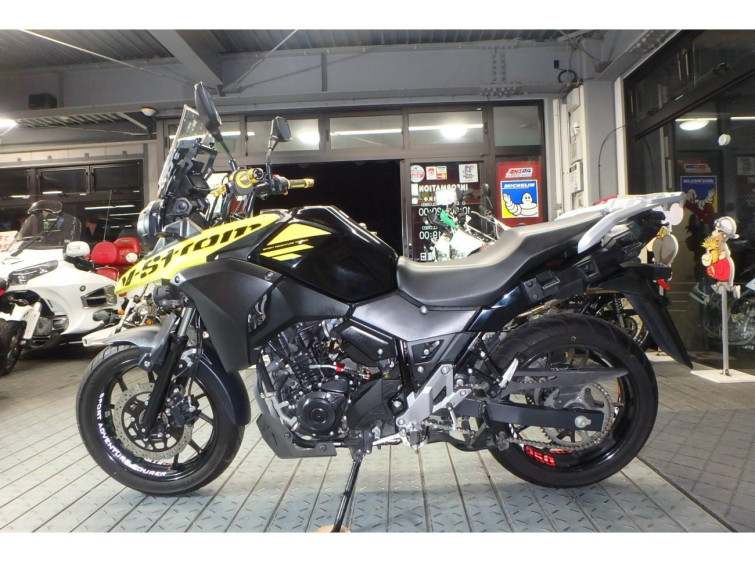 Мотоцикл Suzuki GSR250 с пробегом 10974 km