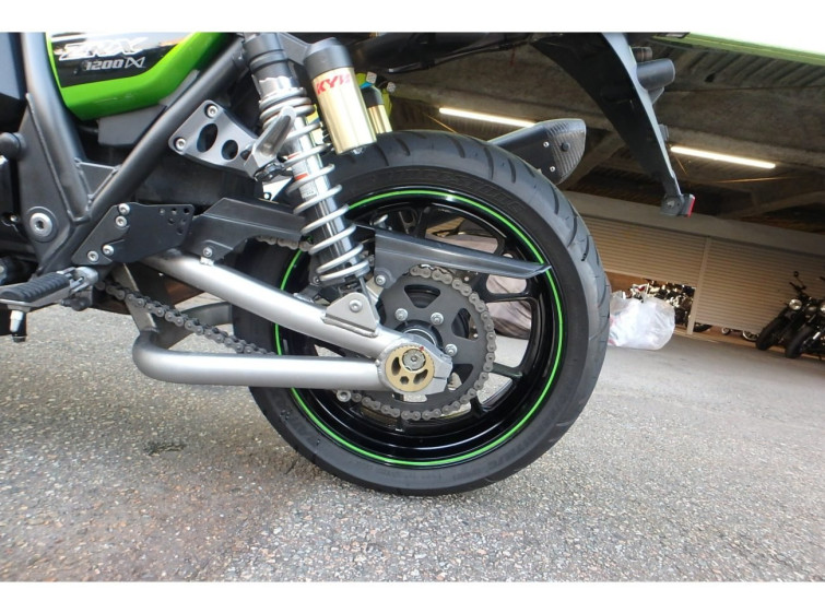 Мотоцикл Kawasaki ZRX1200 DAEG з пробігом 73849 km
