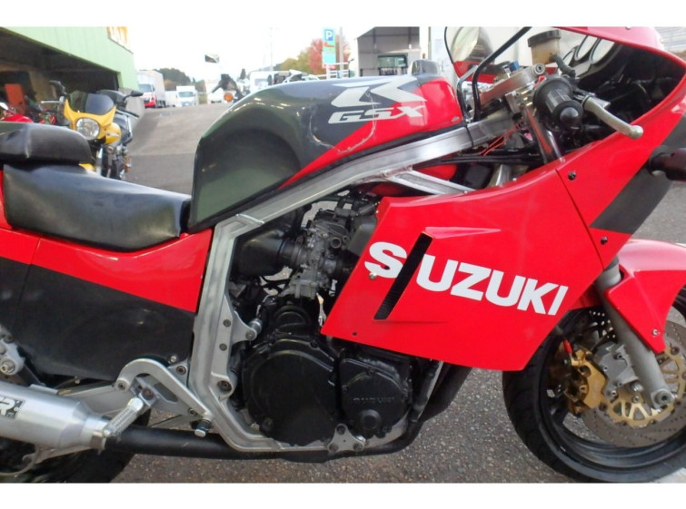 Мотоцикл Suzuki GSX-R750 з пробігом 26326 km