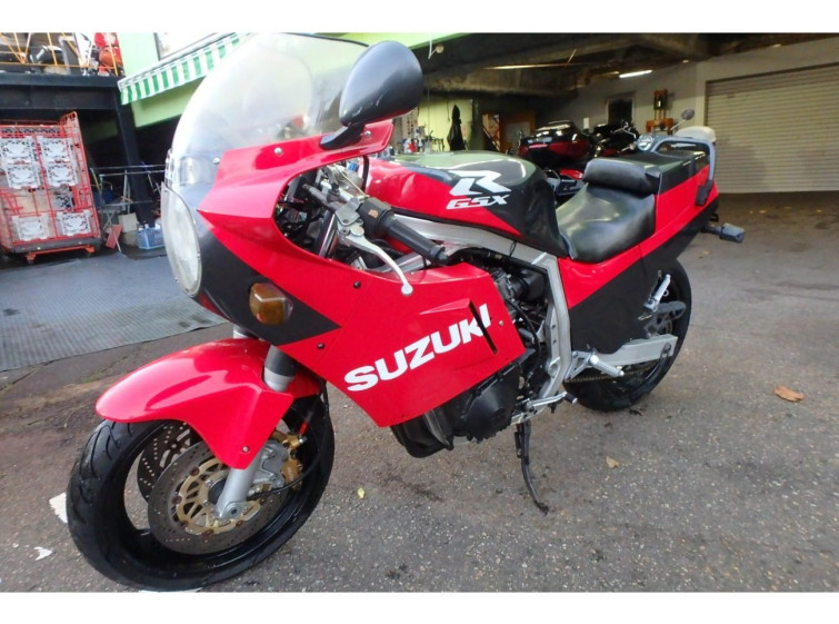 Мотоцикл Suzuki GSX-R750 з пробігом 26326 km