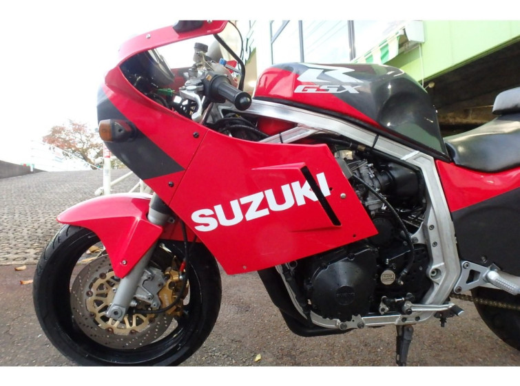 Мотоцикл Suzuki GSX-R750 з пробігом 26326 km