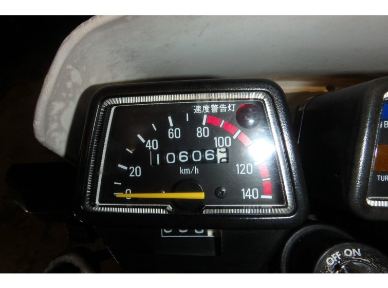 Мотоцикл Yamaha XT250 с пробегом 10606 km