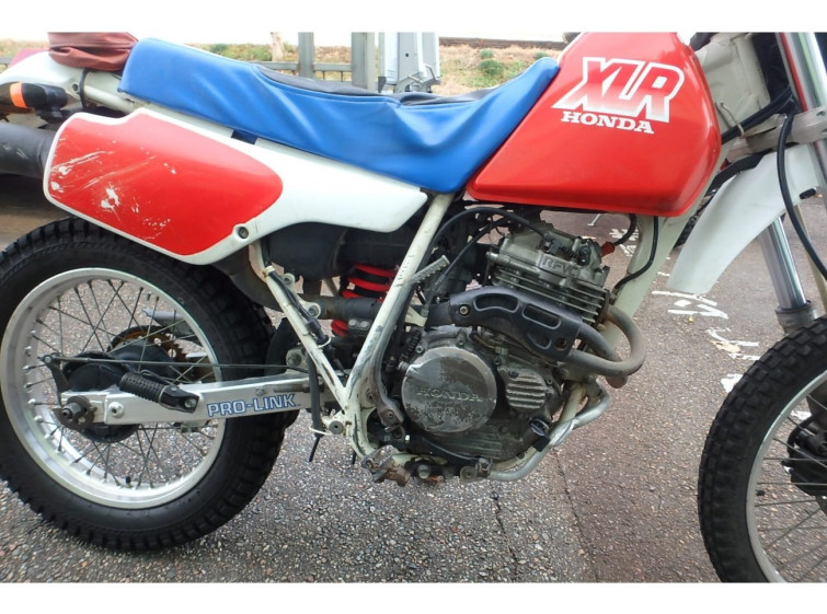 Мотоцикл Honda XLR250R з пробігом 42636 km