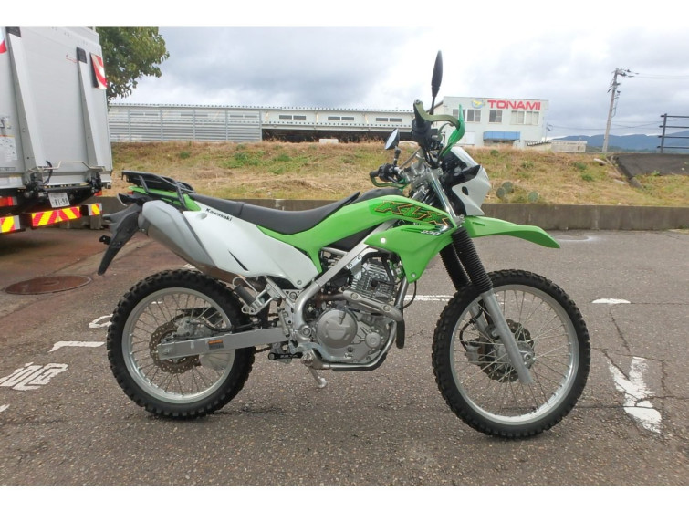 Мотоцикл Kawasaki KLX150L з пробігом 6000 km
