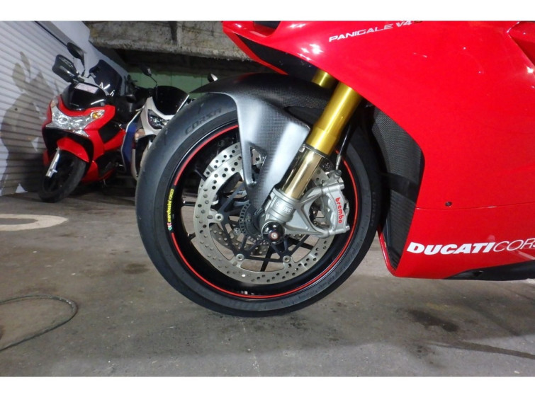 Мотоцикл Ducati PANIGALE V4S з пробігом 14529 km
