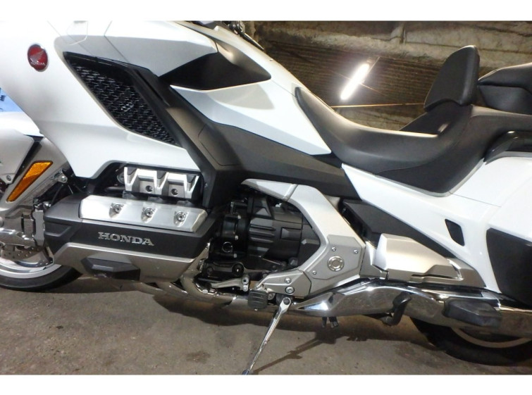 Мотоцикл Honda GL1800 TOUR з пробігом 23815 km