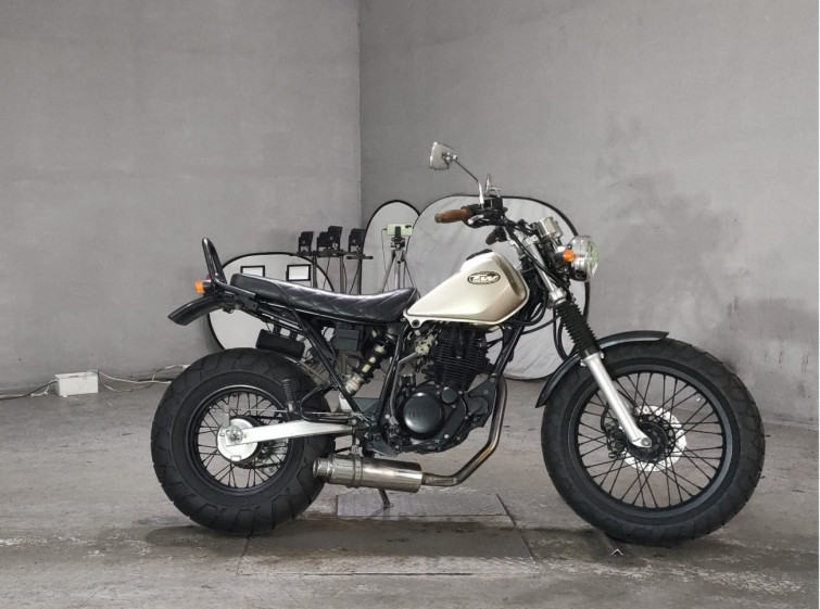 Мотоцикл Yamaha TW200 с пробегом 2007 km
