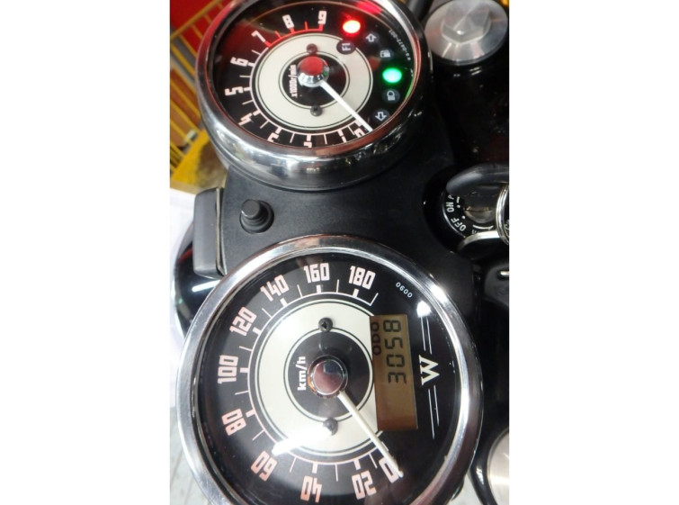 Мотоцикл Kawasaki W800 с пробегом 3058 km