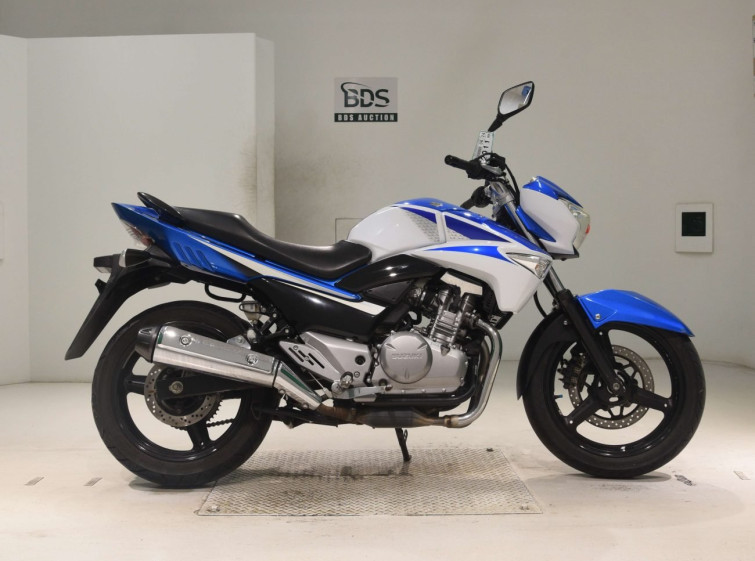 Мотоцикл Suzuki GSR250 з пробігом 23830 km