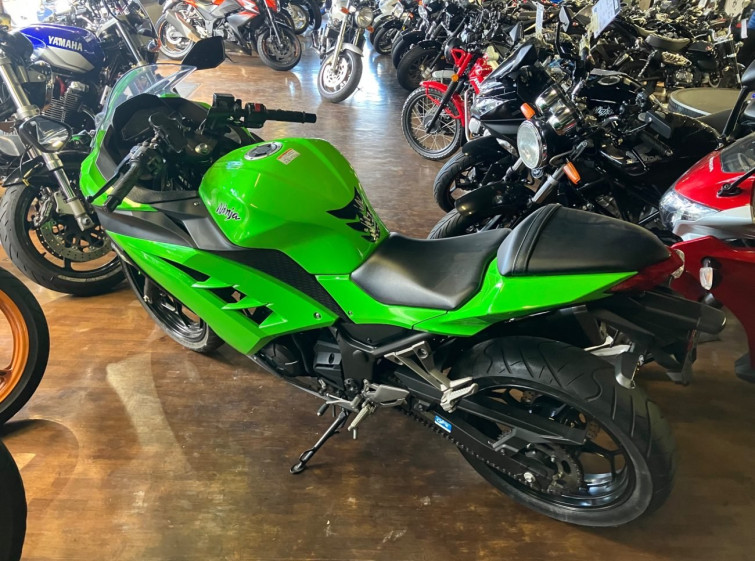 Мотоцикл Kawasaki NINJA250 с пробегом 18797 km