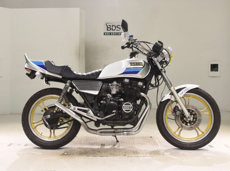 Мотоцикл Yamaha XJ400 з пробігом 23335 km