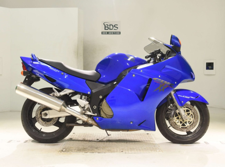 Мотоцикл Honda CBR1100XX BLACKBIRD з пробігом 12715 km