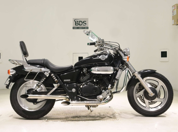 Мотоцикл Honda MAGNA250 з пробігом 52740 km