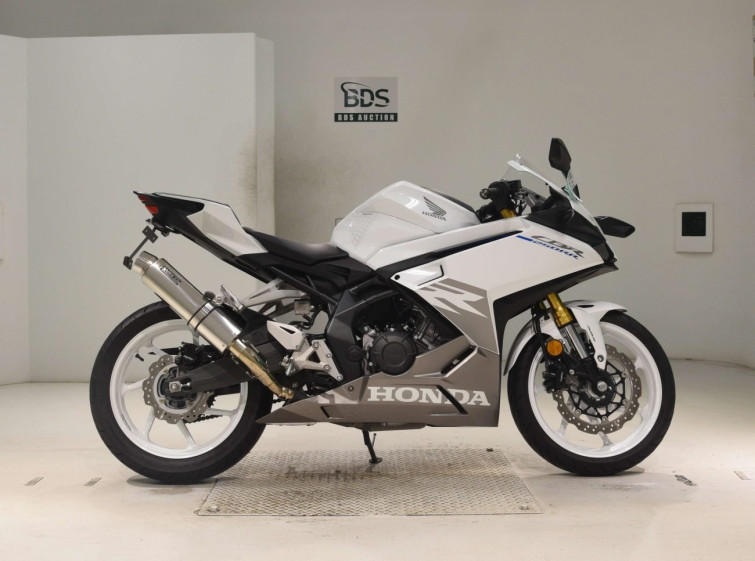 Мотоцикл Honda CBR250RR з пробігом 6258 km