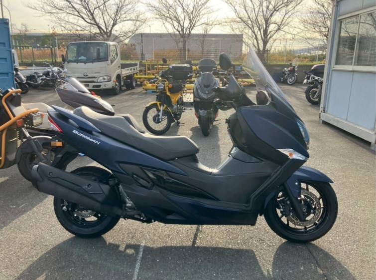Мотоцикл Suzuki BURGMAN400 с пробегом 16104 km