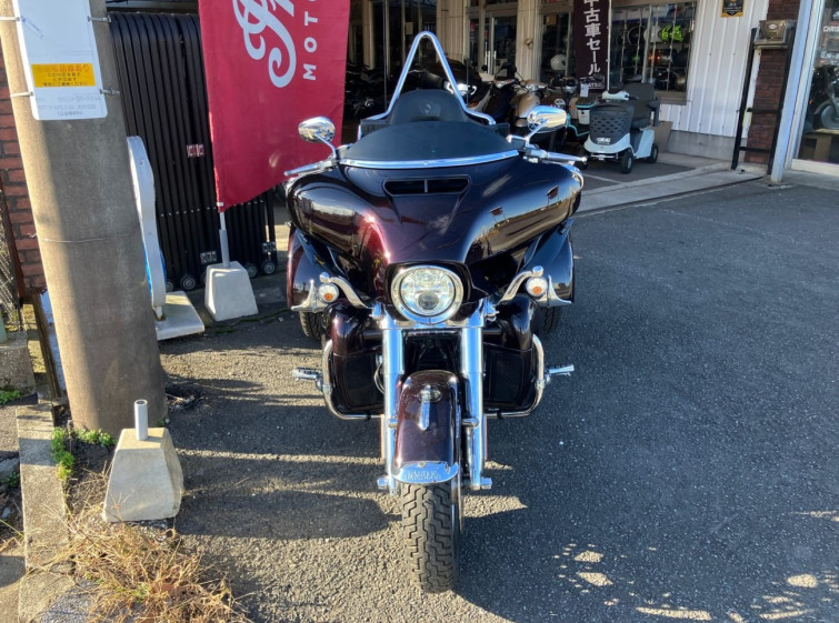 Мотоцикл HD ELECTRA GLIDE FLHTCU1690 TRIKE з пробігом 9336 km