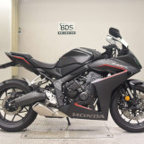 Мотоцикл Honda CBR650R с пробегом 3331 km