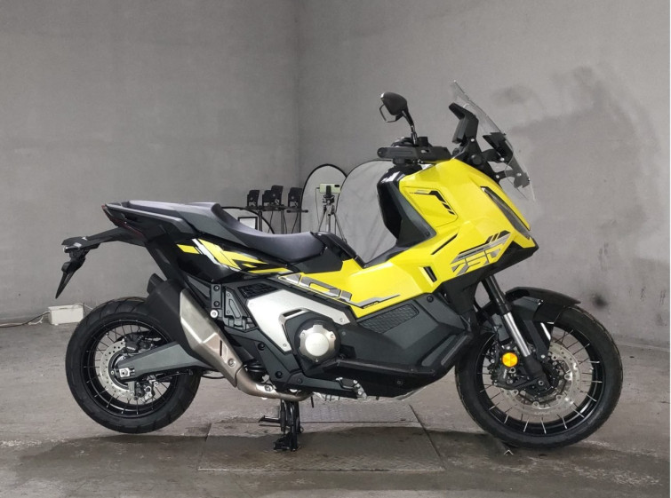 Мотоцикл Honda X-ADV750 с пробегом 6 km