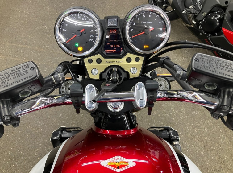 Мотоцикл Honda CB1300SF с пробегом 18396 km