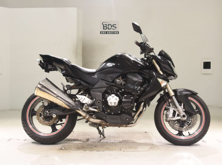 Мотоцикл Kawasaki Z1000 з пробігом 30566 km