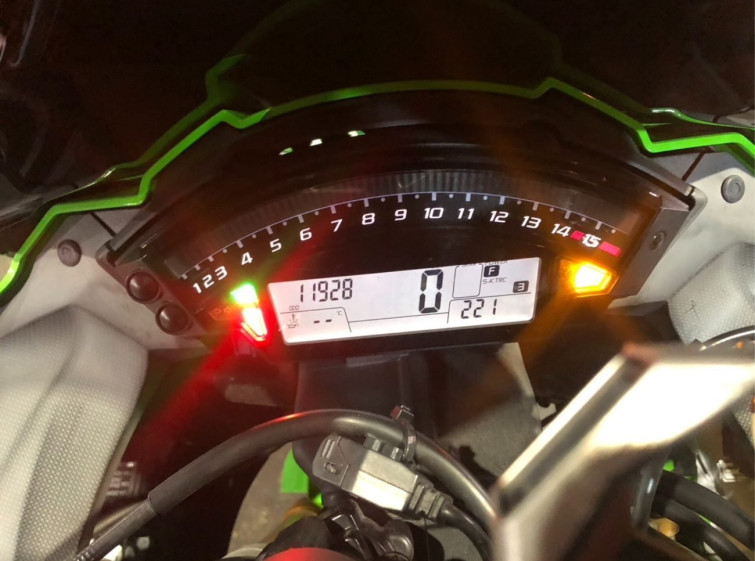 Мотоцикл Kawasaki NINJA ZX-10RA з пробігом 11928 km
