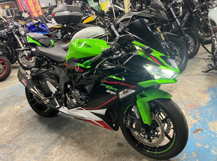 Мотоцикл Kawasaki ninja zx-6r krt с пробегом 4139 km