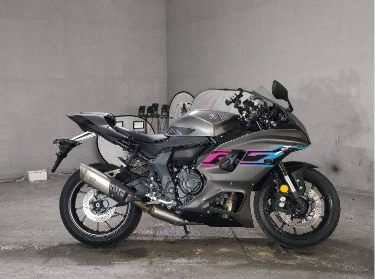 Мотоцикл Yamaha YZF-R7 з пробігом 4572 km