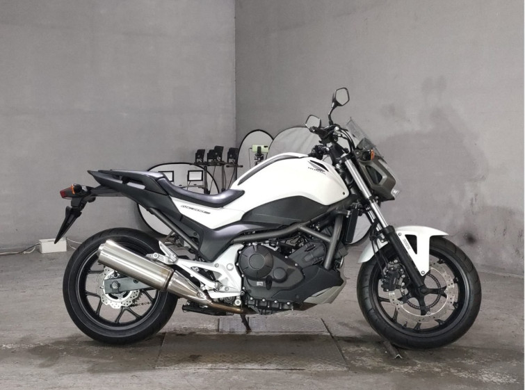Мотоцикл Honda NC700S з пробігом 2175 km