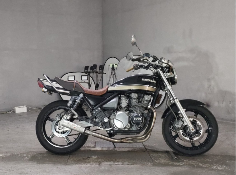 Мотоцикл Kawasaki ZEFAR 400 з пробігом 19217 km