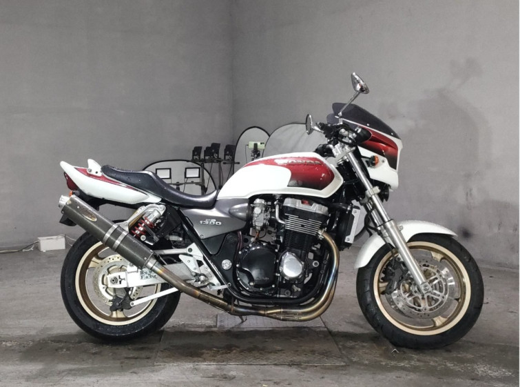Мотоцикл Honda CB1300SF с пробегом 27459 km