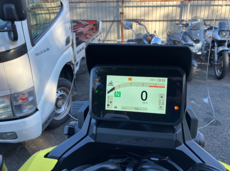 Мотоцикл Honda X-ADV750 з пробігом 16 km