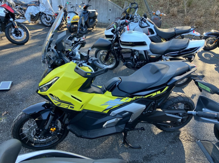 Мотоцикл Honda X-ADV750 з пробігом 16 km