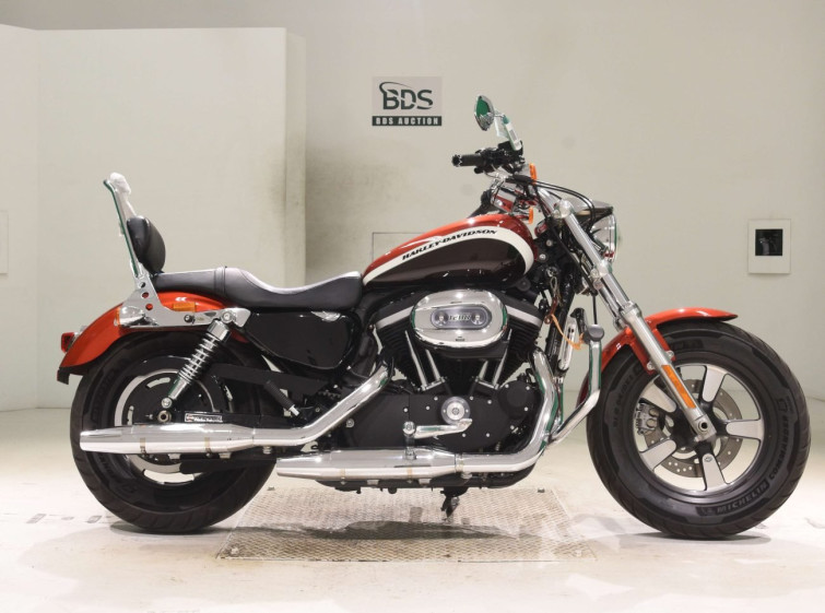Мотоцикл HD SPORTSTER CUSTOM XL1200C з пробігом 31482 km