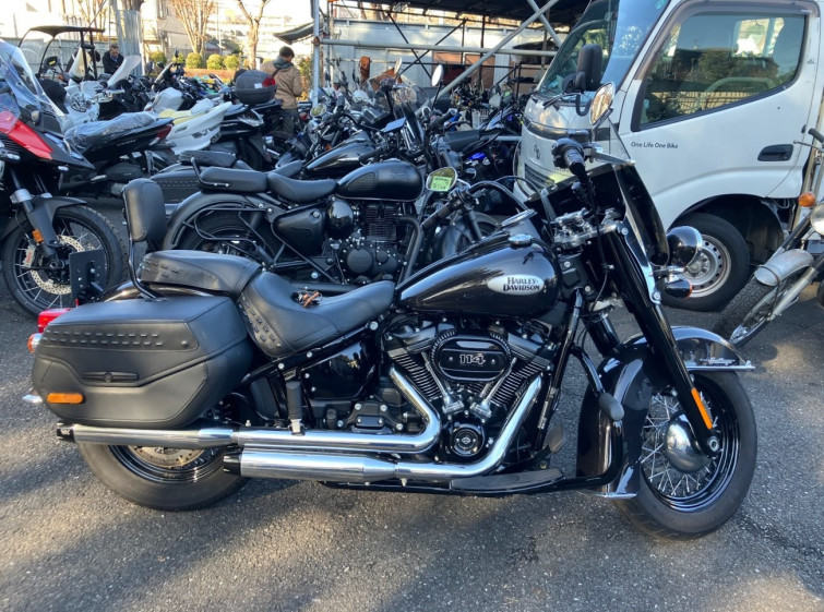 Мотоцикл HD HERITAGE FLHCS1870 с пробегом 5557 km