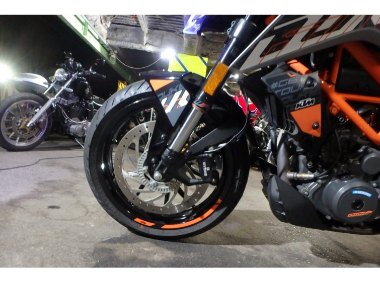 Мотоцикл KTM 250 DUKE з пробігом 3275 km