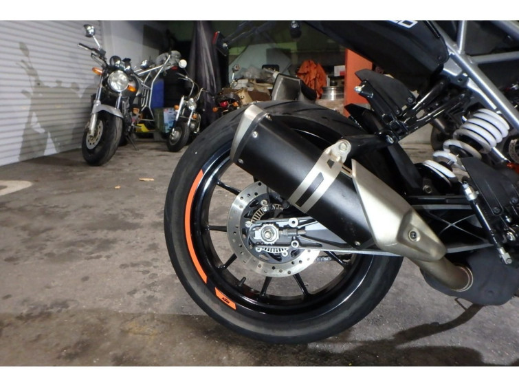 Мотоцикл KTM 250 DUKE з пробігом 3275 km