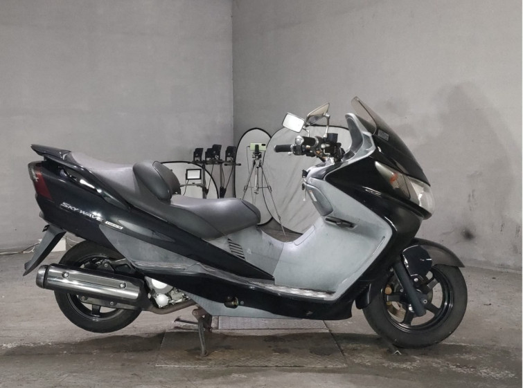 Мотоцикл Suzuki SKYWAVE 250 с пробегом 7930 km