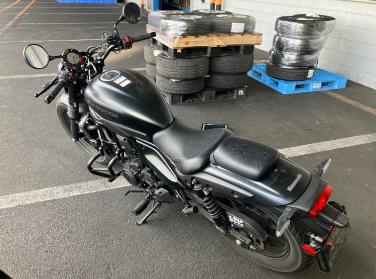 Мотоцикл Kawasaki ELIMINATOR 400SE з пробігом 6614 km