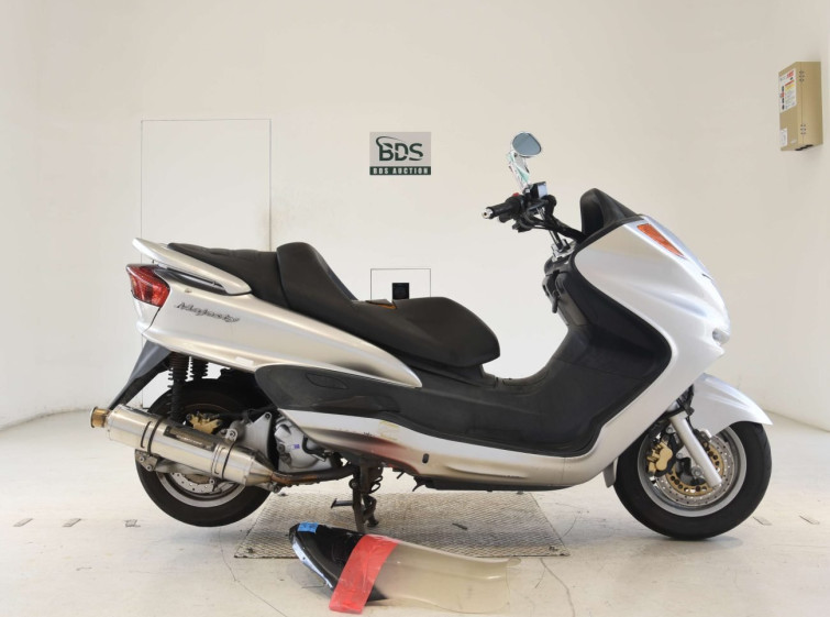 Мотоцикл Yamaha MAJESTY 250 з пробігом 30982 km