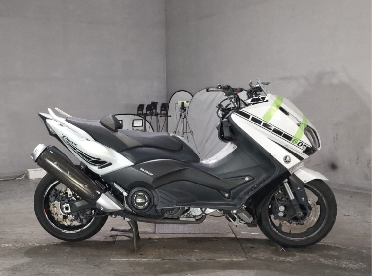 Мотоцикл Yamaha T-MAX530