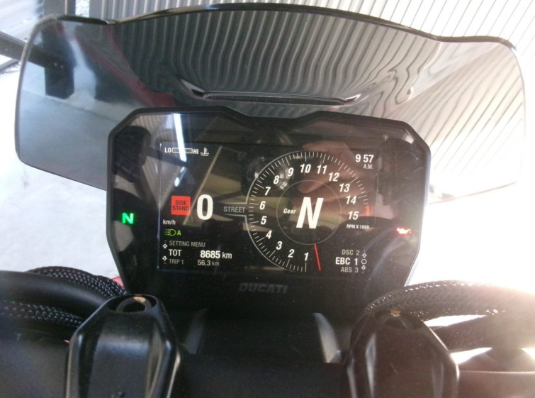 Мотоцикл Ducati STREET FIGHTER V4S з пробігом 8685 km