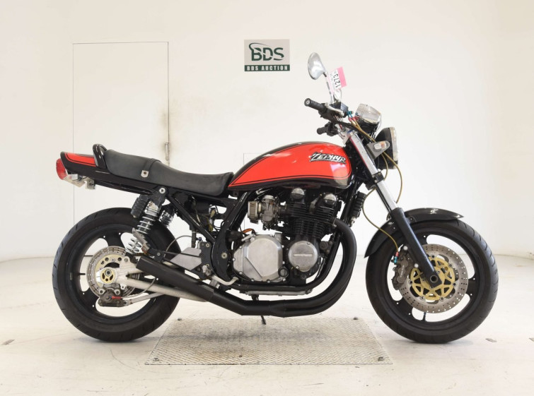 Мотоцикл Kawasaki ZEPHYR750 з пробігом 68789 km